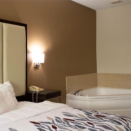 Blisspoint Inn & Suites Marion Esterno foto