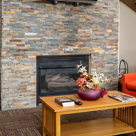 Blisspoint Inn & Suites Marion Esterno foto