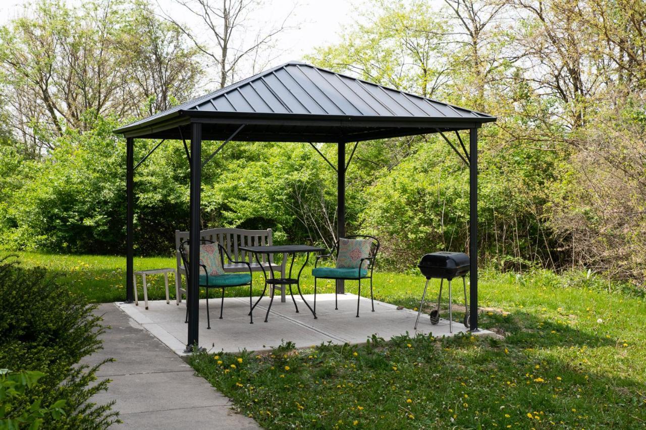Blisspoint Inn & Suites Marion Esterno foto