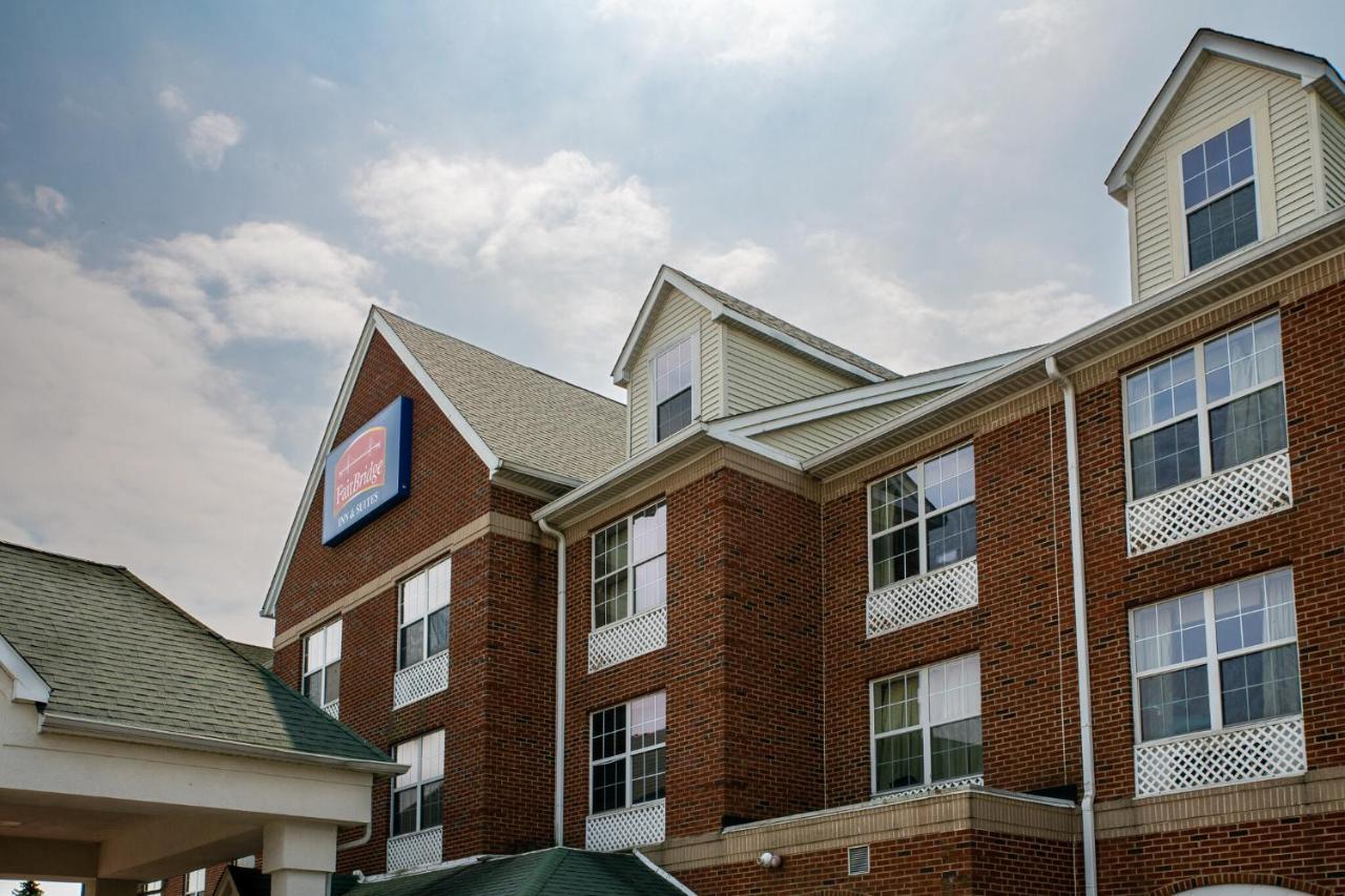 Blisspoint Inn & Suites Marion Esterno foto