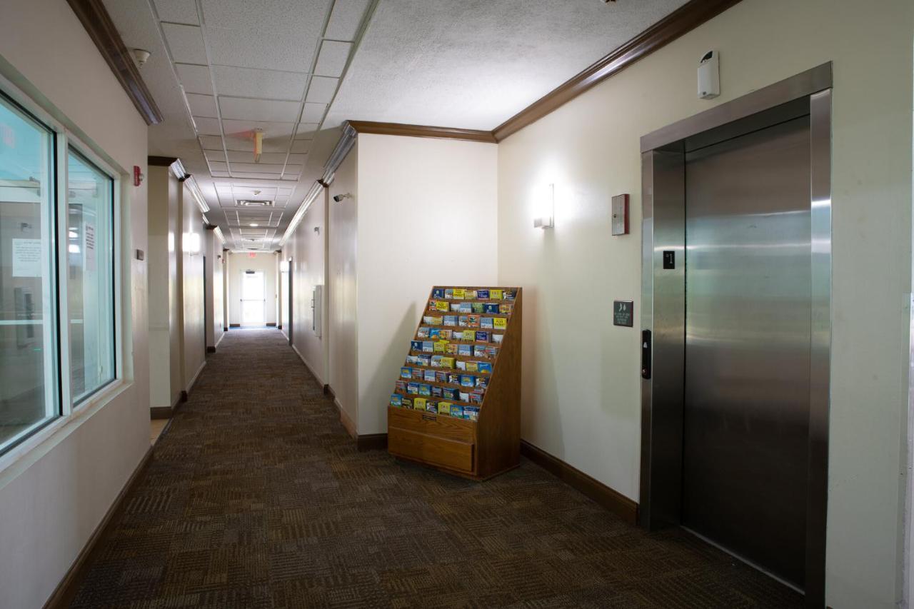 Blisspoint Inn & Suites Marion Esterno foto