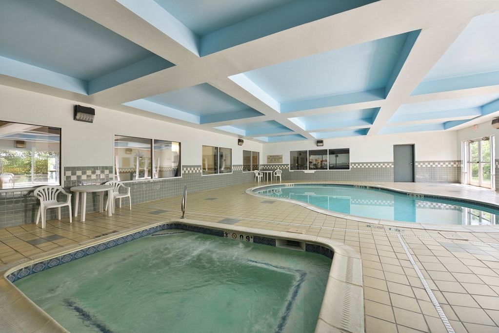 Blisspoint Inn & Suites Marion Servizi foto