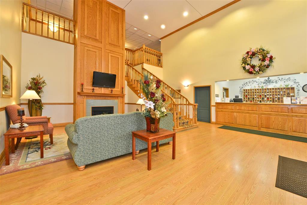 Blisspoint Inn & Suites Marion Interno foto